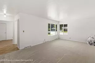 107 Virginia Rd, Glenwood Springs, CO 81601 - Photo 3