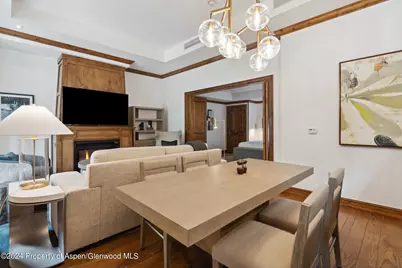 415 E Dean St., #7 Week 30, Aspen, CO 81611 - Photo 5