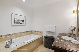 415 E Dean St #7 Week 30, Aspen, CO 81611 - Photo 13