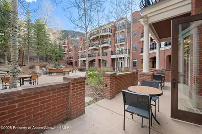 415 E Dean St., Unit 4, Week 32, Aspen, CO 81611 - Photo 13