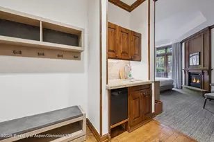 415 E Dean St Unit 4 Week 32, Aspen, CO 81611 - Photo 17