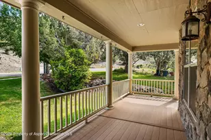 464 Silverhorn Dr, New Castle, CO 81647 - Photo 3