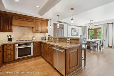 415 E Dean St., Unit 49 Week 33, Aspen, CO 81611 - Photo 5