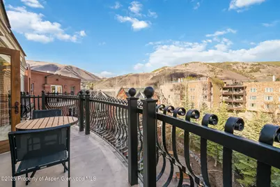 415 E Dean St., Unit 49 Week 33, Aspen, CO 81611 - Photo 9