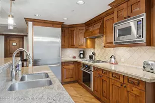415 E Dean St Unit 38 Week 33, Aspen, CO 81611 - Photo 9