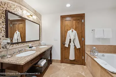 415 E Dean St., Unit 38, Week 33, Aspen, CO 81611 - Photo 23