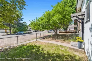 471 Washington St, Craig, CO 81625 - Photo 3