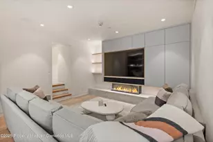 211 W Main St, Aspen, CO 81611 - Photo 17