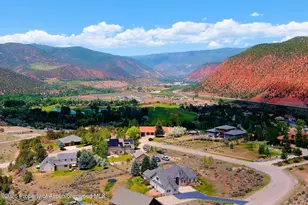 156 Dolores Cir, Glenwood Springs, CO 81601 - Photo 3