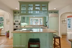 715 W Smuggler St, Aspen, CO 81611 - Photo 9