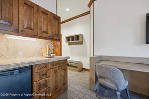 415 E Dean St Unit 2 Week 31, Aspen, CO 81611 - Photo 23