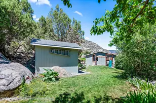 39049 Hwy 6, New Castle, CO 81647 - Photo 35