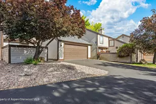 397 Ridge Cir Dr, Grand Junction, CO 81507 - Photo 1