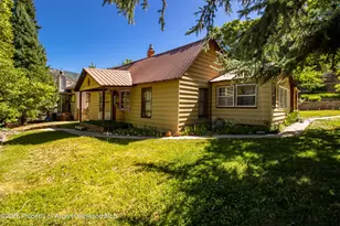 1122 Blake Ave, Glenwood Springs, CO 81601 - Photo 5