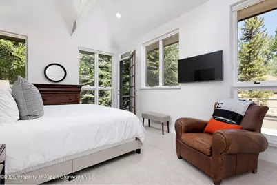 736 W Smuggler Street #B, Aspen, CO 81611 - Photo 17