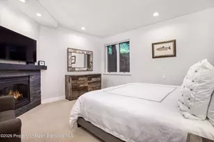 736 W Smuggler St, Aspen, CO 81611 - Photo 23