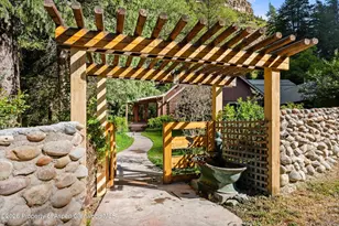 1847 No Name Ln, Glenwood Springs, CO 81601 - Photo 3