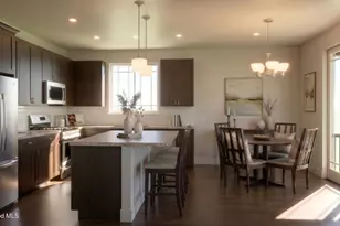 32 Roundup Dr, New Castle, CO 81647 - Photo 3