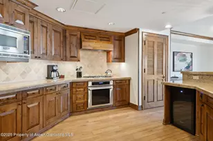 415 E Dean St Unit 50 Week 8, Aspen, CO 81611 - Photo 7