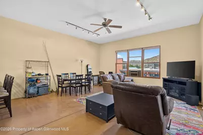 386 W Main Street #6, New Castle, CO 81647 - Photo 3