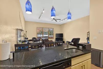 386 W Main Street #6, New Castle, CO 81647 - Photo 7