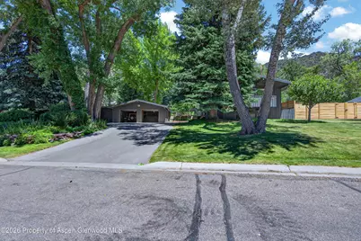 1622 Bennett Avenue, Glenwood Springs, CO 81601 - Photo 3