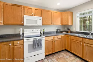 751 Pine Ct, New Castle, CO 81647 - Photo 7