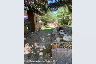 2401 Bennett Avenue Unit #B, Glenwood Springs, CO 81601 - Photo 3