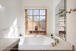 6770 Castle Creek Rd, Aspen, CO 81611 - Photo 27