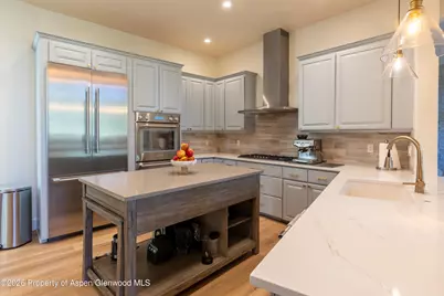 802 Lakeside Drive, Carbondale, CO 81623 - Photo 9