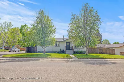 795 Pershing Street, Craig, CO 81625 - Photo 3