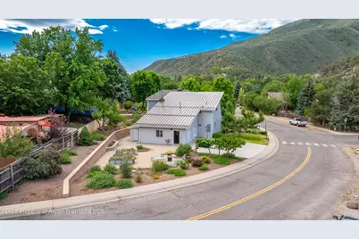 3702 Mountain Drive, Glenwood Springs, CO 81601 - Photo 3