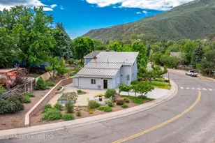 3702 Mountain Dr, Glenwood Springs, CO 81601 - Photo 3