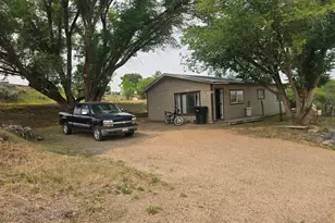 746 E 12th St, Craig, CO 81625 - Photo 7