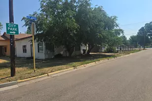601 Rose St, Craig, CO 81625 - Photo 3