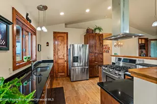 345 Woodruff Rd, Glenwood Springs, CO 81601 - Photo 17