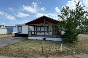 925 W 1st St, Craig, CO 81625 - Photo 3