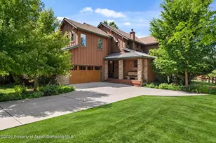104 Pioneer Ct, Carbondale, CO 81623 - Photo 3