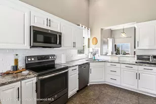 28 N Ridge Ct, Parachute, CO 81635 - Photo 15