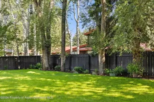 980 Cemetery Ln, Aspen, CO 81611 - Photo 27