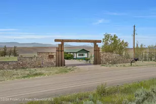 8133 Co Rd 29, Craig, CO 81625 - Photo 3