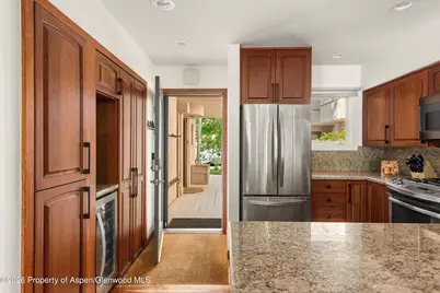 814 W Bleeker Street #B5, Aspen, CO 81611 - Photo 3