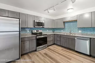 1102 Valley View Rd, Glenwood Springs, CO 81601 - Photo 9
