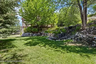 390 Jenny Pl, New Castle, CO 81647 - Photo 3