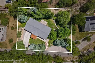 390 Jenny Pl, New Castle, CO 81647 - Photo 9