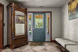 390 Jenny Pl, New Castle, CO 81647 - Photo 11
