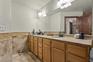 390 Jenny Pl, New Castle, CO 81647 - Photo 23