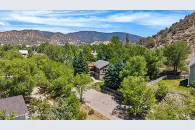 390 Jenny Place, New Castle, CO 81647 - Photo 5
