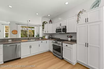 659 S Wildhorse Drive, New Castle, CO 81647 - Photo 11