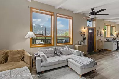 805 Red Mountain Drive, Glenwood Springs, CO 81601 - Photo 5